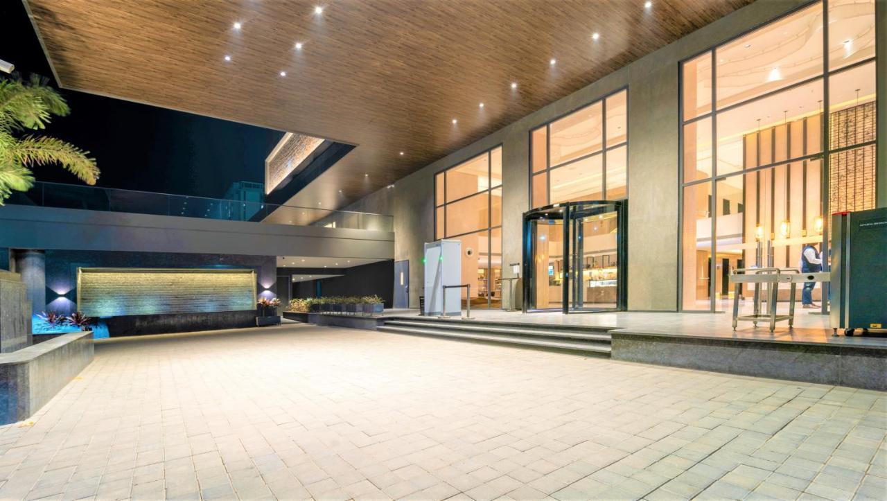 Courtyard By Marriott Vadodara Extérieur photo