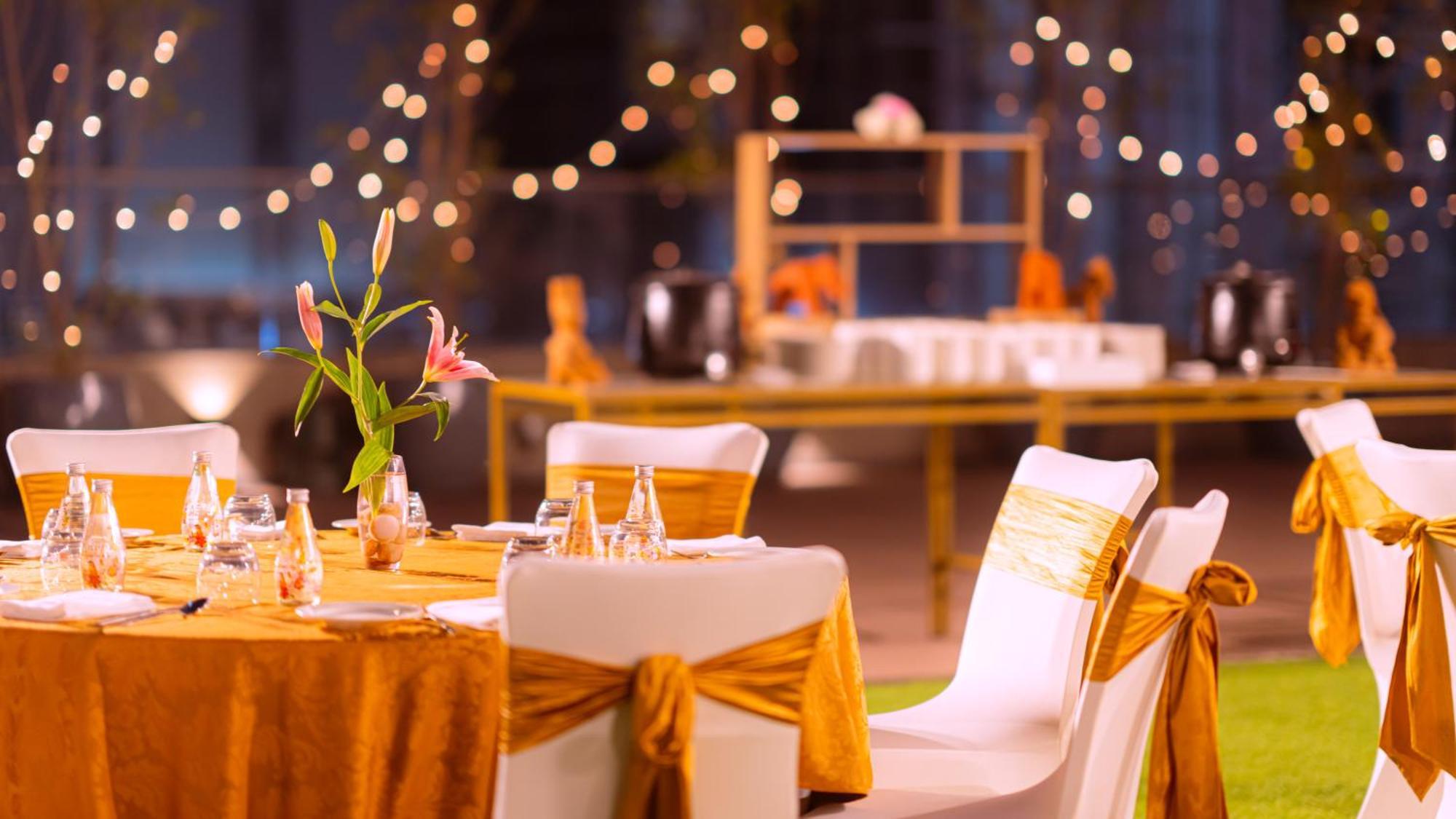 Courtyard By Marriott Vadodara Extérieur photo
