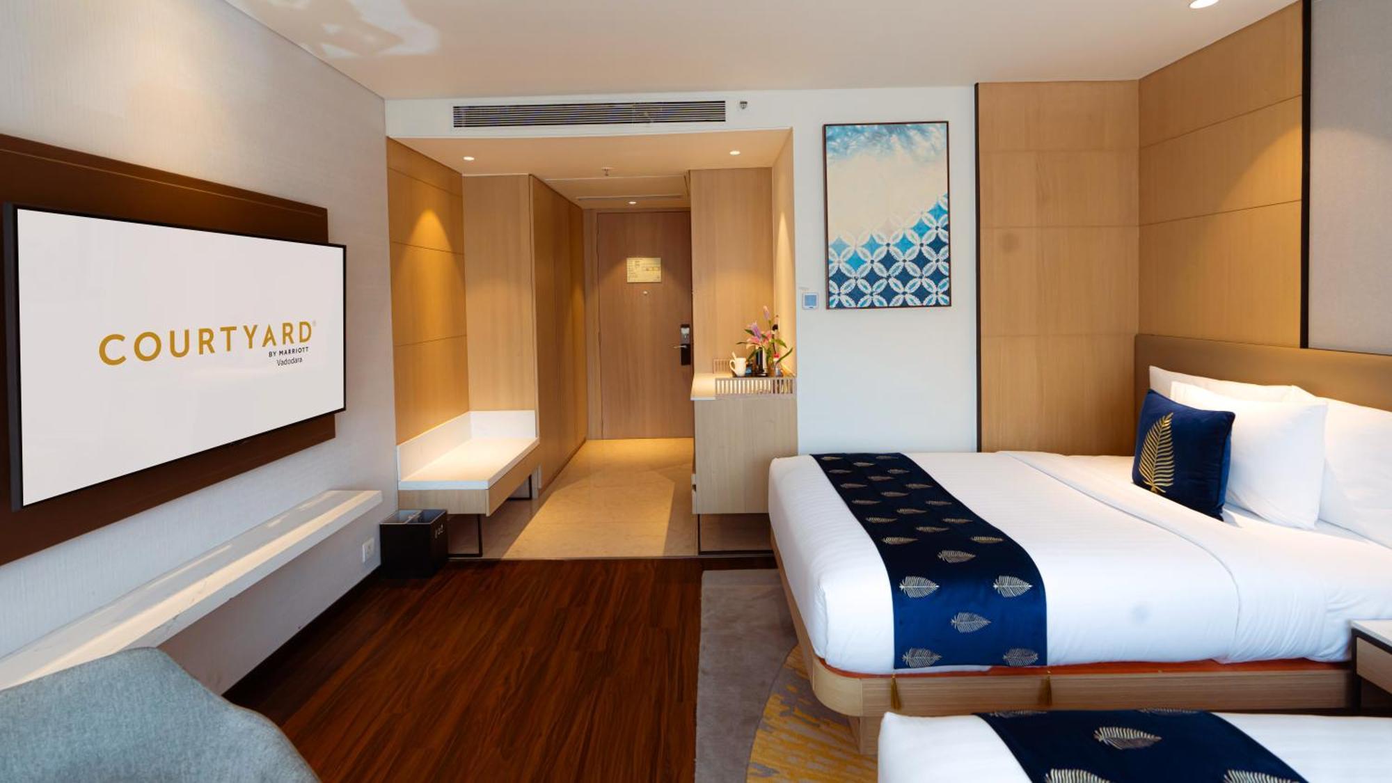 Courtyard By Marriott Vadodara Extérieur photo