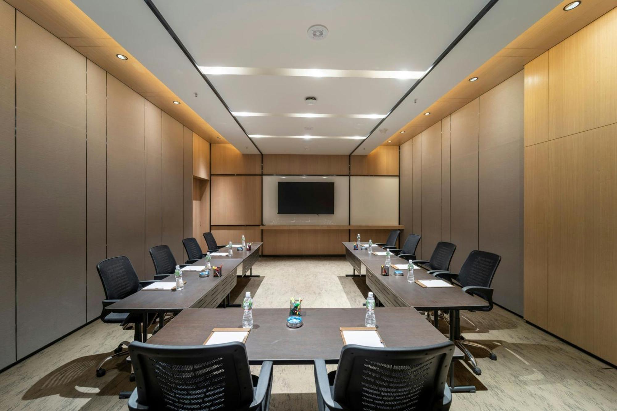 Courtyard By Marriott Vadodara Extérieur photo