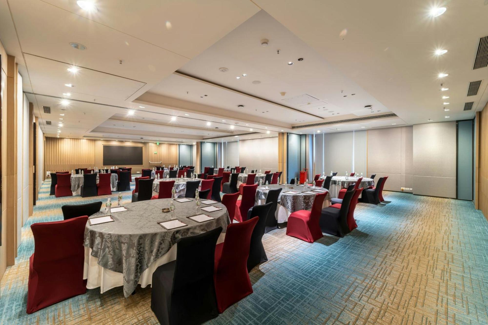 Courtyard By Marriott Vadodara Extérieur photo